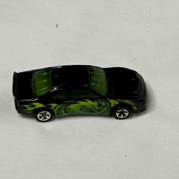 Hot Wheels Nascar Race Car Black with Green Dragon 1996 loose - Picture 3 of 5